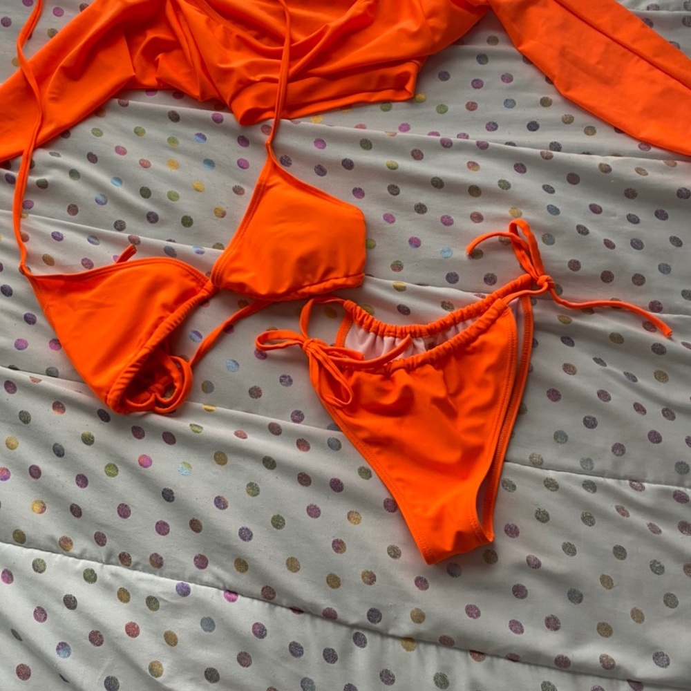 Three piece set